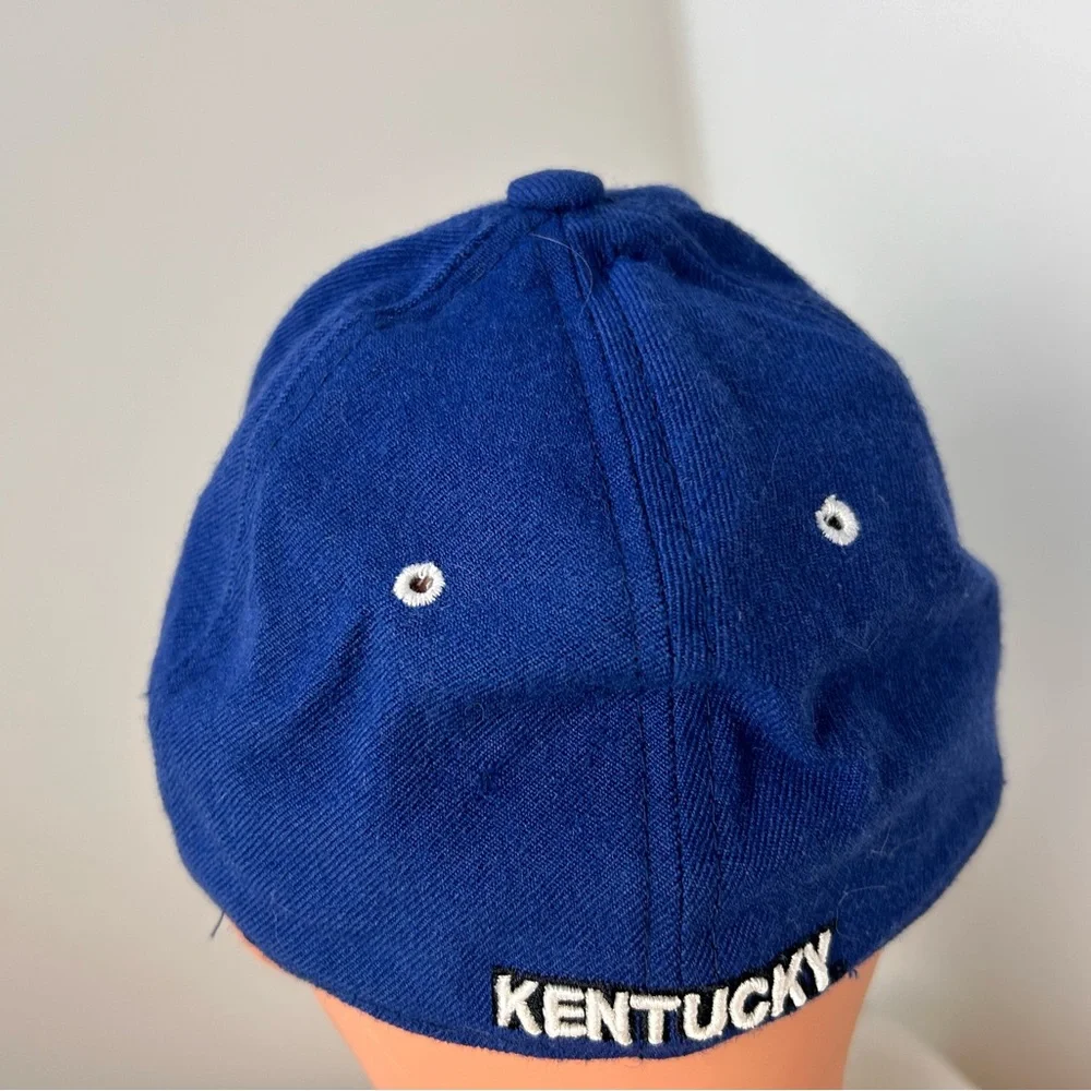 Zephyr blue wool